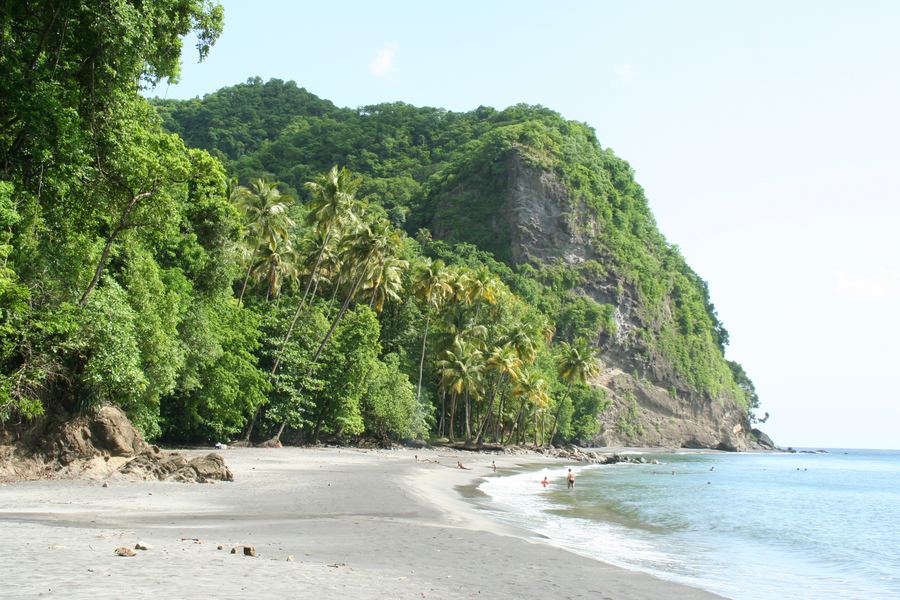 MARTINIQUE – SIIRTOMAHAISTORIA JA RANNIKKO