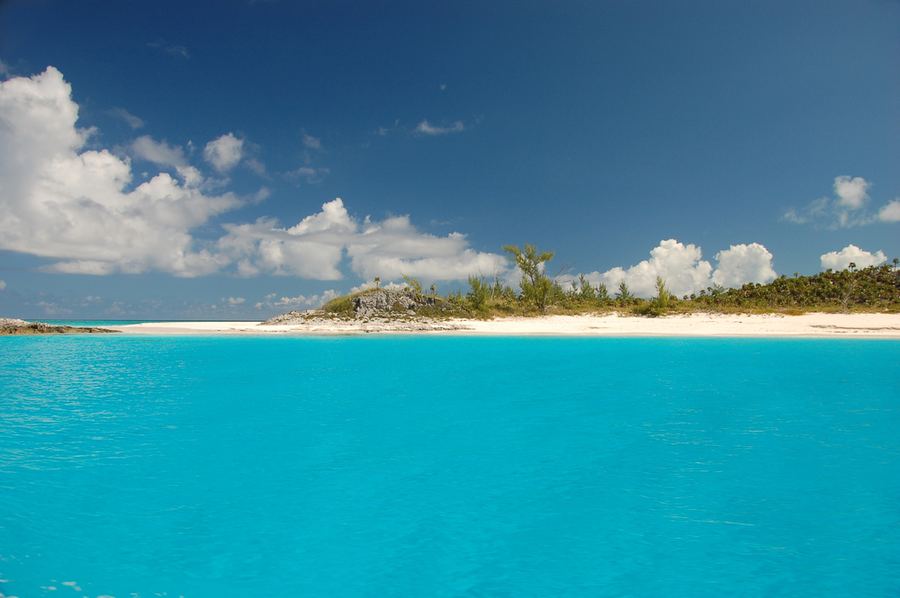 TURKS- JA CAICOSAARET – GRACE BAY JA GRAND TURK